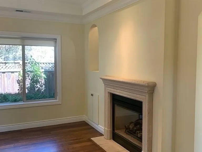 925 Roble Ave — Photo 5