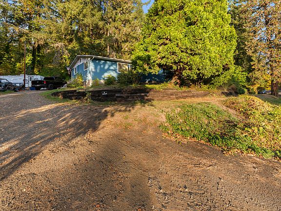 3rd image of 1725 State Highway 38