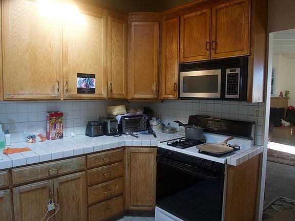 4th image of 1417 Norton St