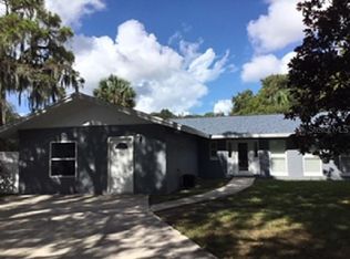 8976 95th St, Seminole, FL 33777