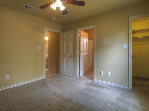 5th image of 1229 E 18th St