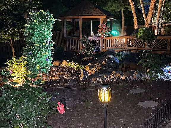 4th image of 15053 Regency Dr