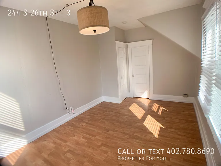 244 S 26th St #3 — Photo 13