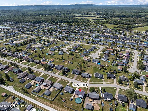 5th image of 178 Ashley Blvd