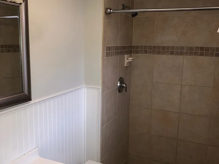2378 Covington Dr — Photo 11