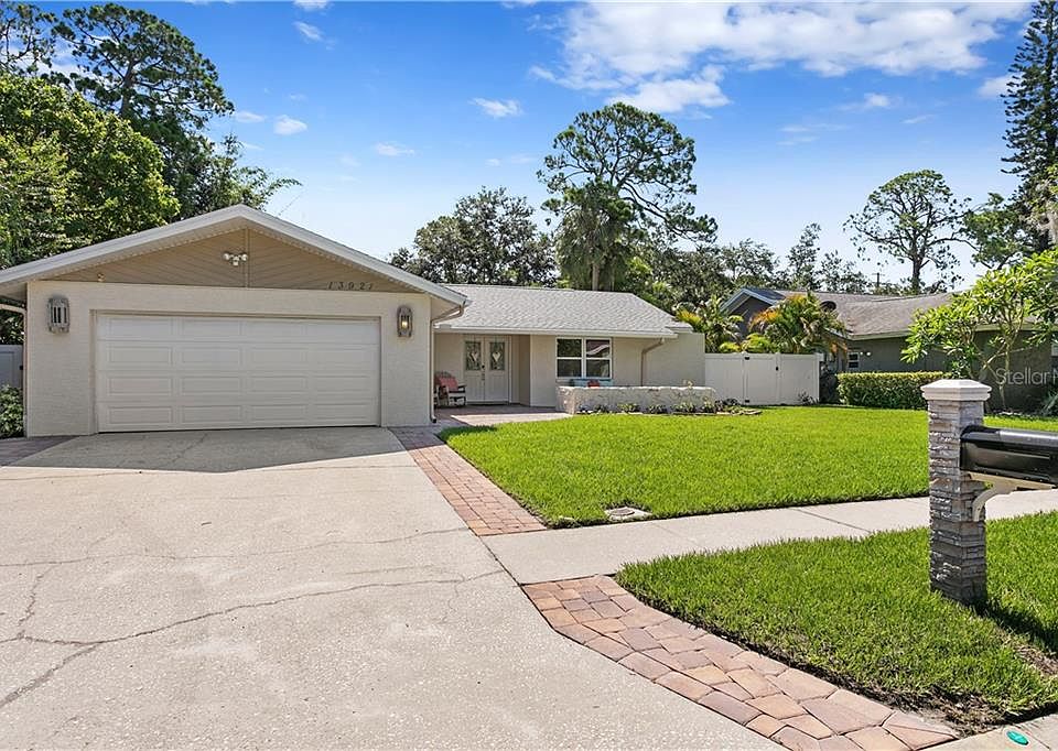 1st image of 13921 Spoonbill Ln