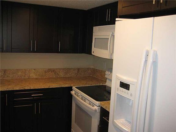 9588 Kitchen 2_03172016