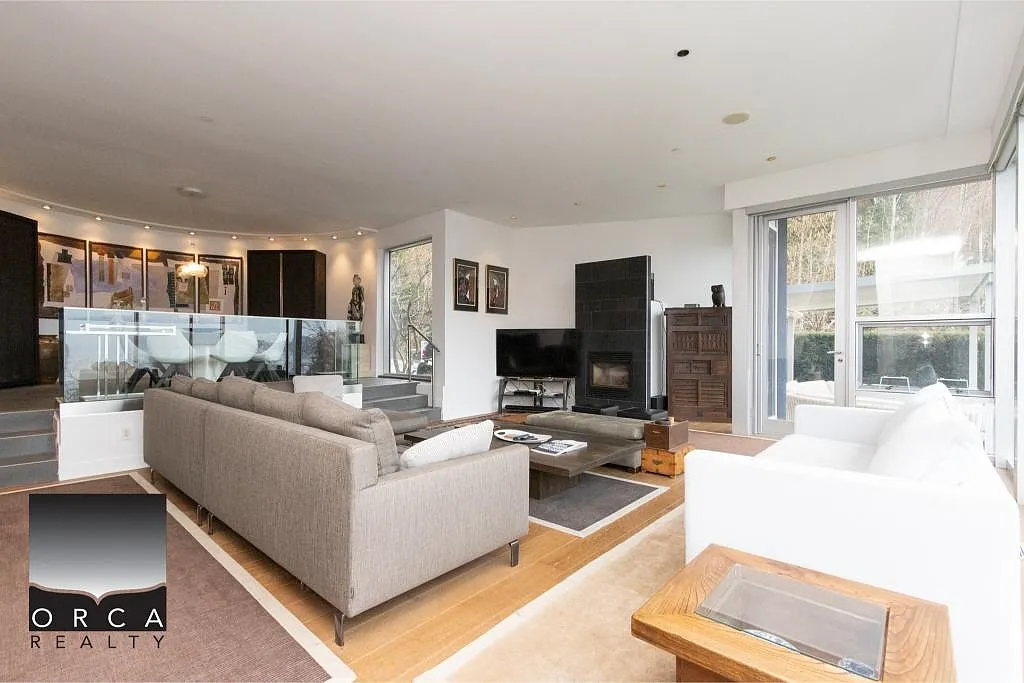 5 bed, 6000 sqft, $14,000 — Photo 3