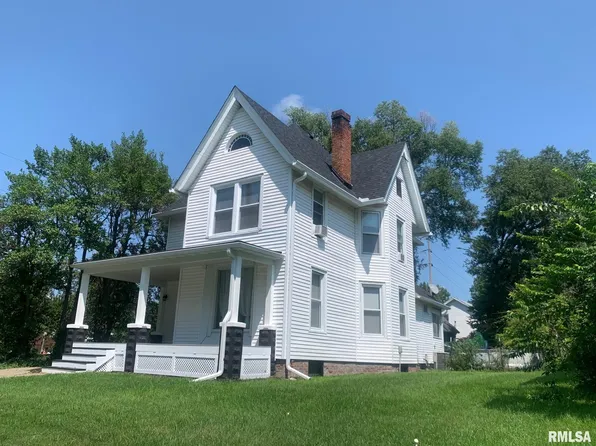 704 S Main St, Jacksonville, IL 62650