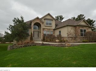 7640 Pond Brook Ln, Macedonia, OH 44056