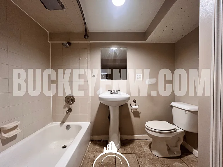 2653 Letchworth Pkwy — Photo 21
