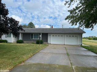 2010 Van Geisen Rd, Caro, MI 48723