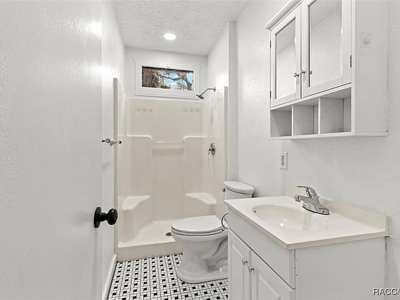 5th image of 9025 Gronde Ave