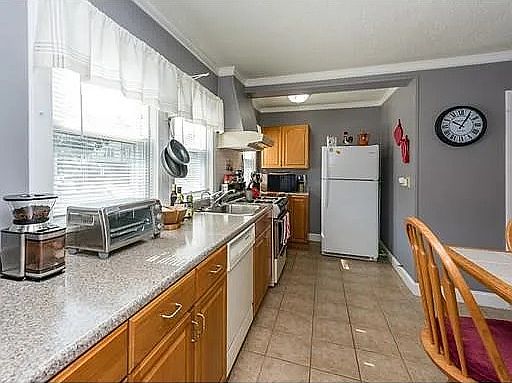4th image of 41-43 Sydney St #2