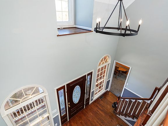 3rd image of 3020 Hollon Ct