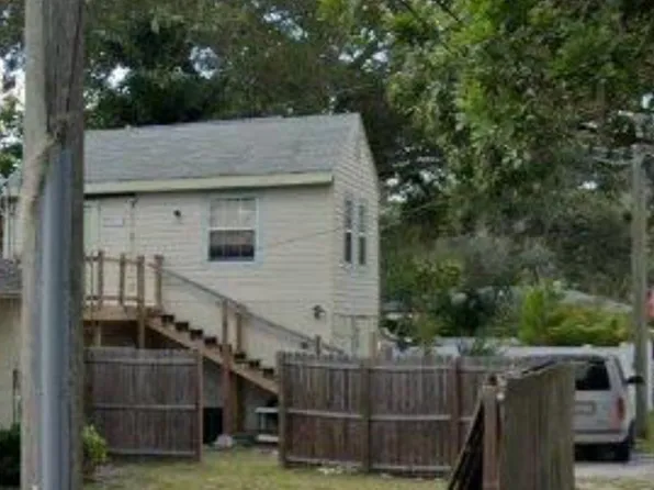 (undisclosed Address), Saint Petersburg, FL 33707