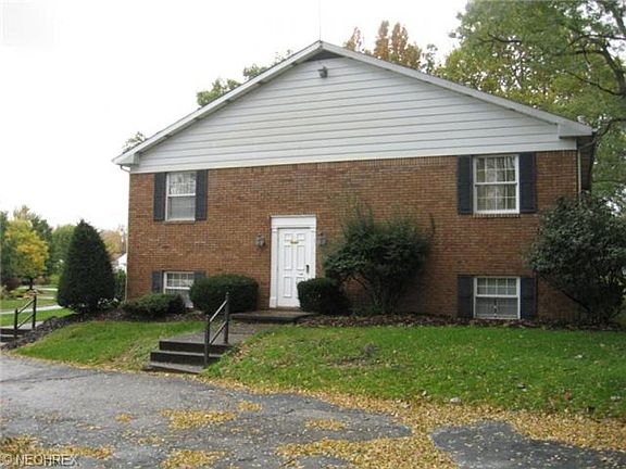 4th image of 8440 Station St