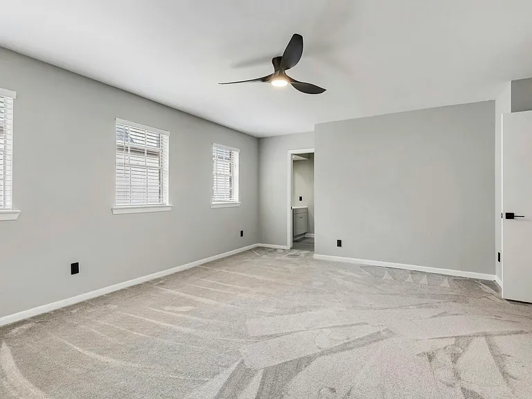 2226 Nantucket Dr — Photo 34
