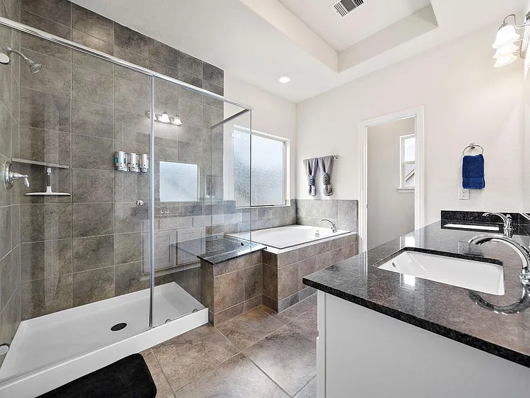 1510 Brayson Oaks Pl — Photo 30