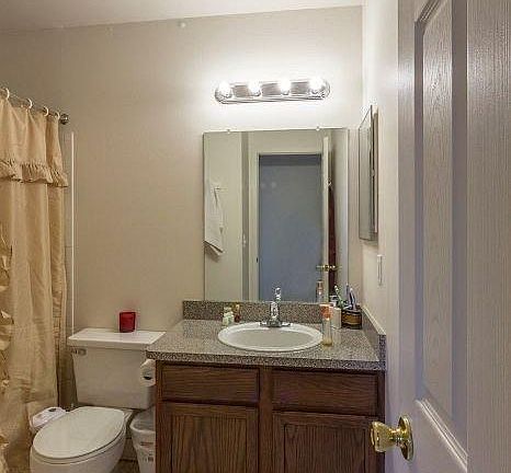 2nd image of 6936 Foxthorn Dr