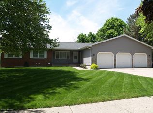 4793 Stauffer Ave SE, Kentwood, MI 49508