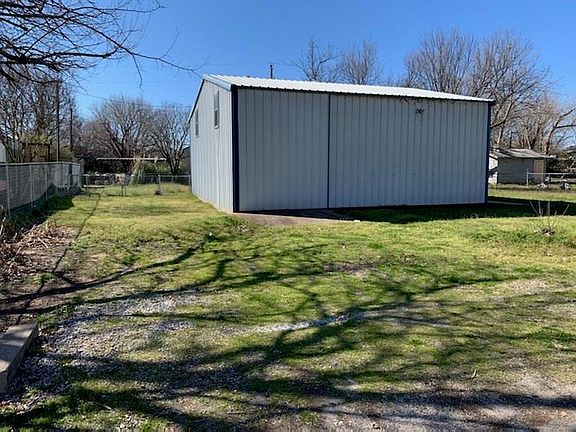 4th image of 5430 Lake View Dr