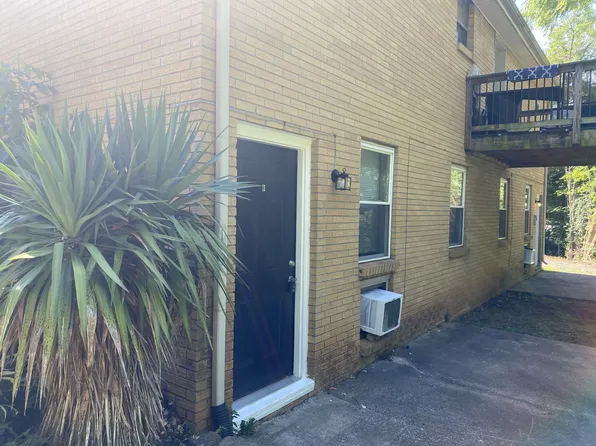 812 Bradley St #B, Clarksville, TN 37040