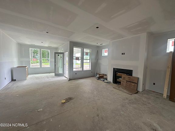3rd image of 4006 Watersail Drive #115