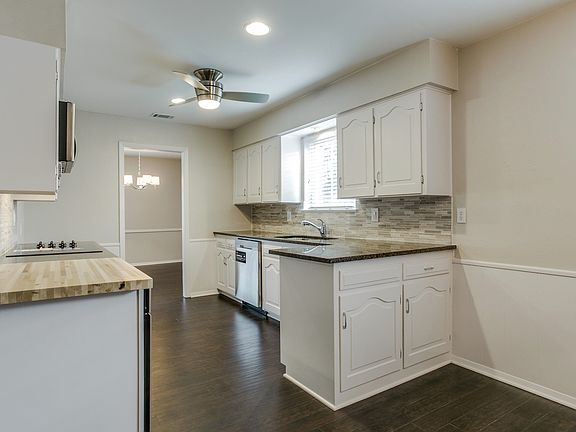 3rd image of 10035 Dale Crest Dr