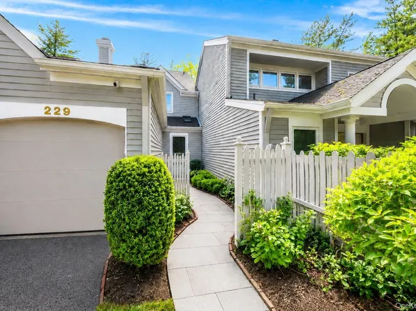 229 Boulder Ridge Road, Scarsdale, NY 10583