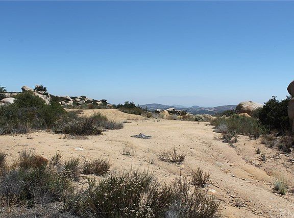 3rd image of 42125 Angels Peak Ct