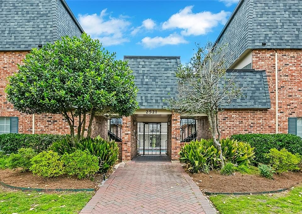 1st image of 2521 Metairie Lawn Dr #202