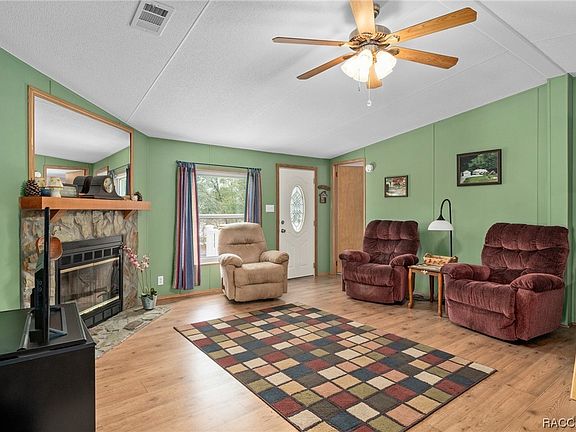 4th image of 4964 N Highland Park Dr