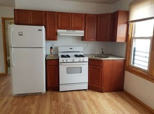 11635 195th St #1, Saint Albans, NY 11412