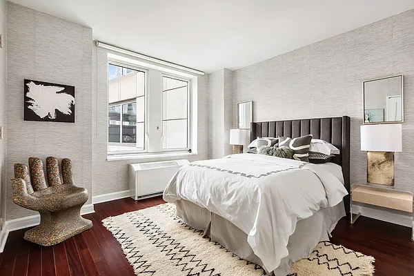 Sold by Compass | media 5