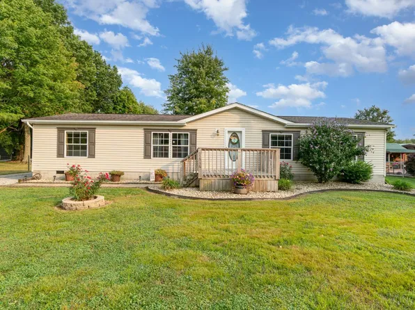 15516 Hillcrest Rd, Mount Orab, OH 45154