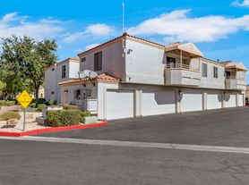 8452 Boseck Dr