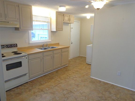 5th image of 107 Forestville Dr