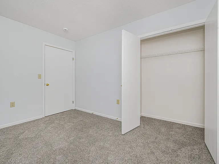 Crescent Village — Photo 9