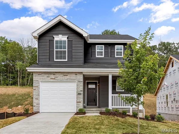 375 Olympic Dr, Gray Summit, MO 63069