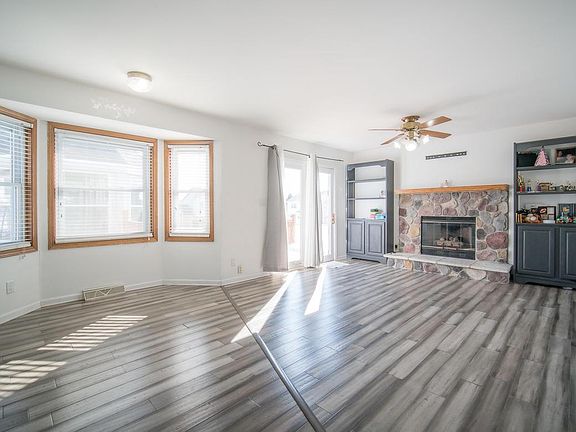 5th image of 10420 S Mockingbird Ln