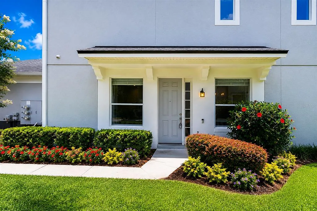 3 bed, 2.5 bath, 2074 sqft, $2,699 — Photo 4