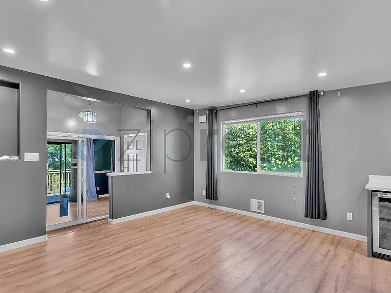 9834 Lawlor St — Photo 19