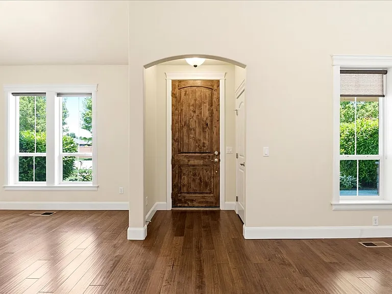 1415 E Summerheights Dr — Photo 6