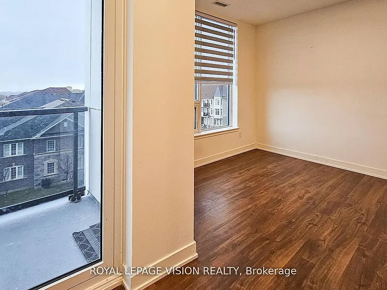 5105 Hurontario St #426 — Photo 10