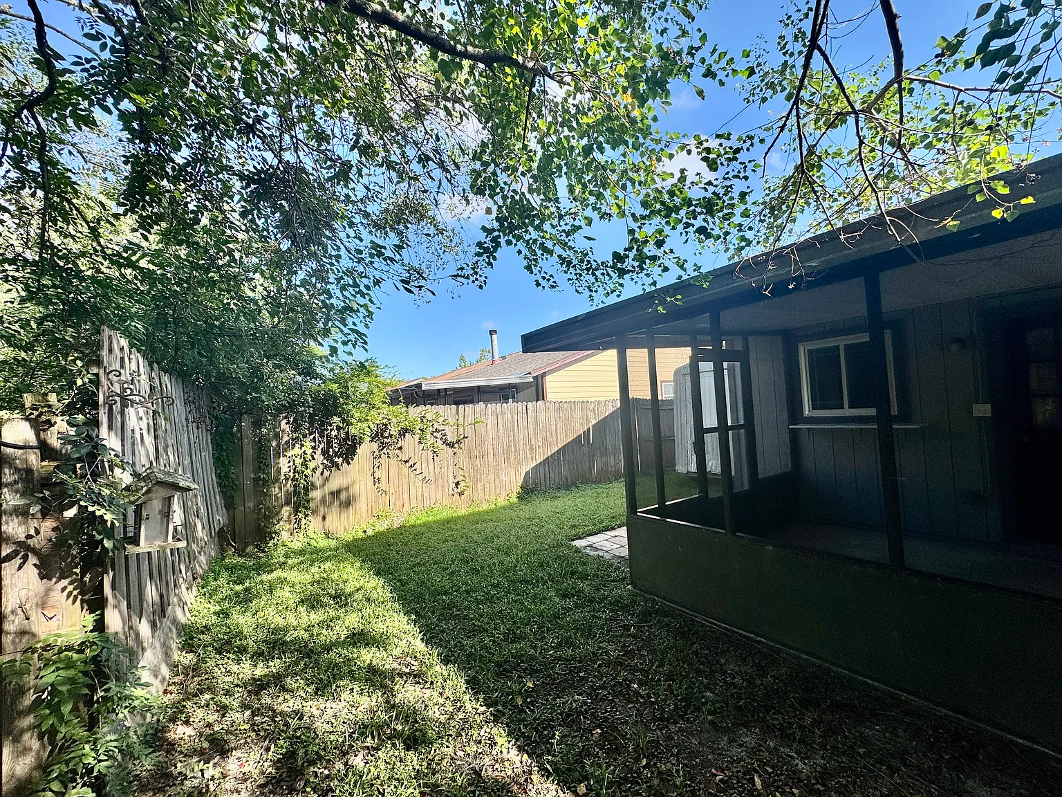 3 bed, 1124 sqft, $2,095 — Photo 4