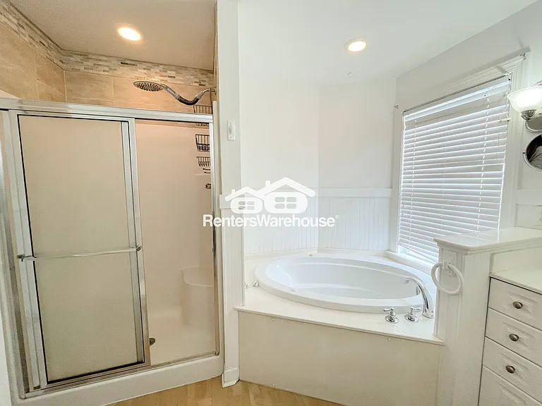 3932 Cromwell Park Dr — Photo 25