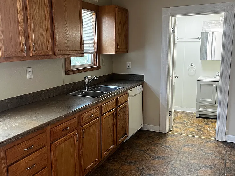 29 Cedar St #3 — Photo 8