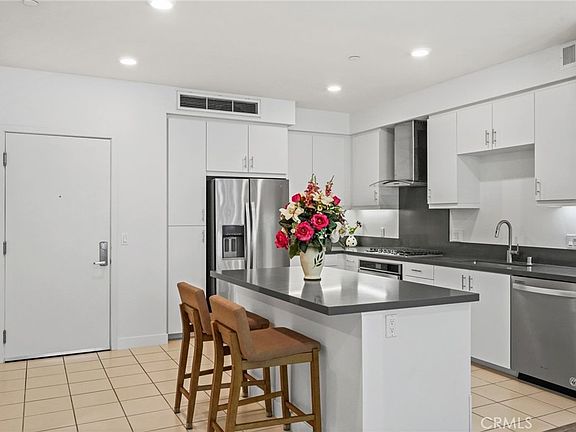 2nd image of 1218 Nolita