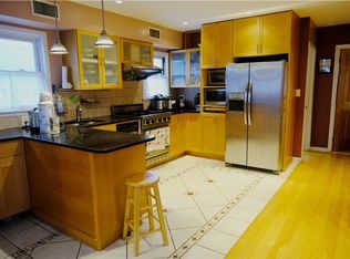 69-02 Alderton St #1, Rego Park, NY 11374